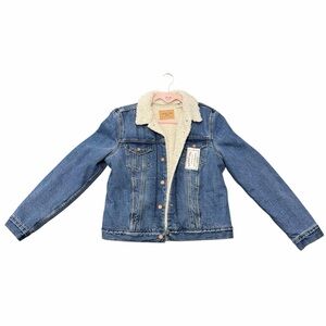 Levi’s Signature Gold Sherpa Lined Denim Trucker Jacket M NWT